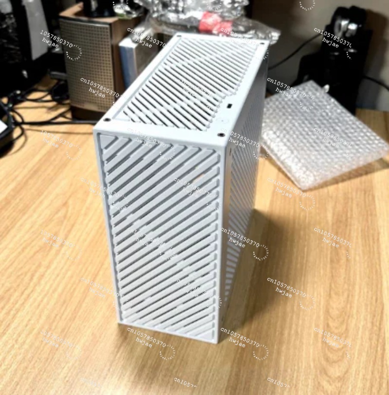 LP P6 ITX behuizing aluminium  - Sff Mini Itx Cnc Aluminum Chassis recensie en prijs